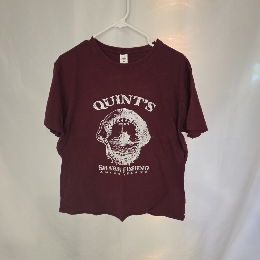 QUINT'S SHARK FISHING - Jaws  - Amity Island - est. 1975 T Shirt - XL Runs Small